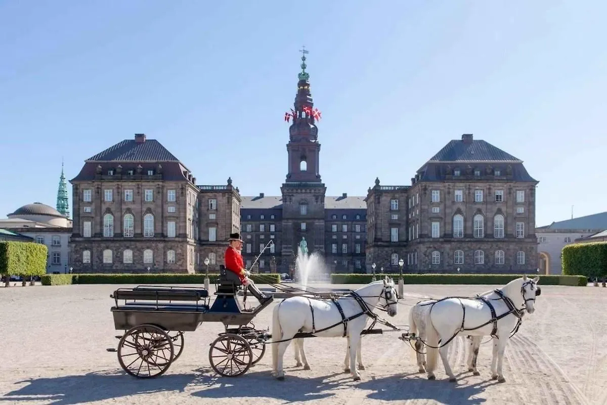 Copenhagen Collection King S Garden Studio